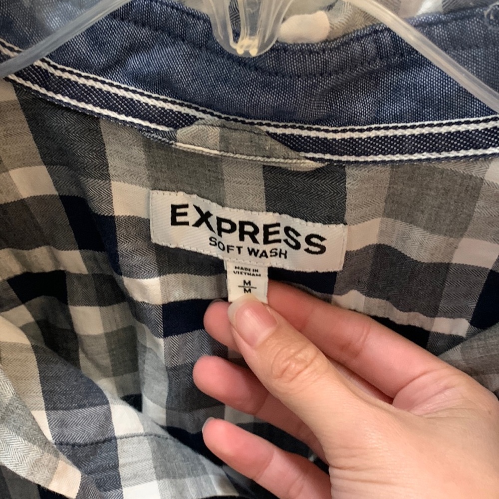 Express Button Down - Picture 4 of 4
